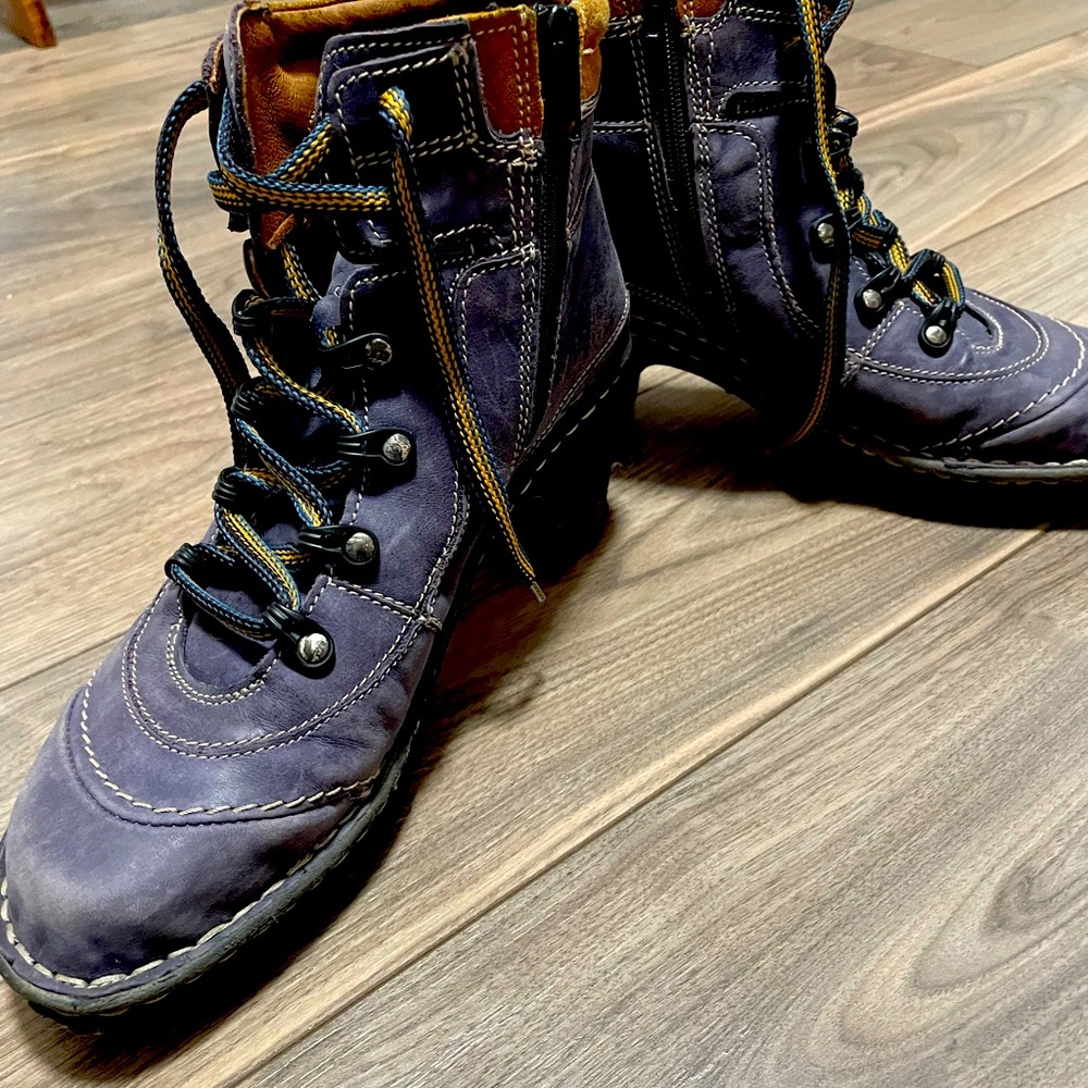 Purple Josef Sibel ankle boots